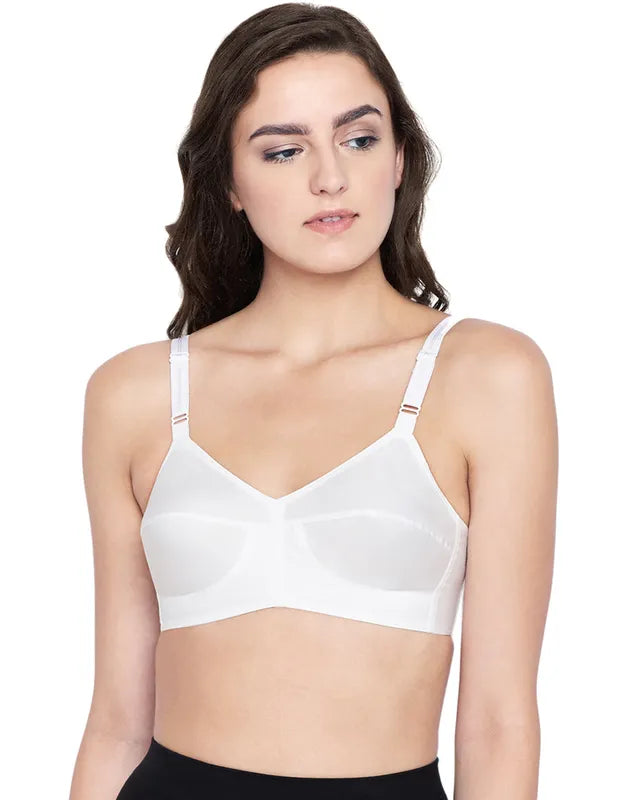 Invisible halter bra with piping